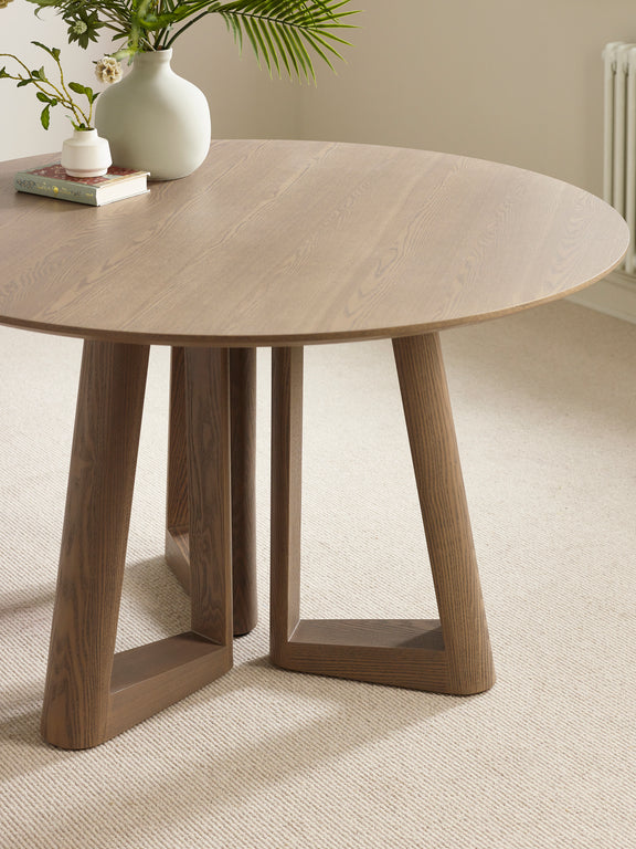 Caravelle Round 4 Seater Dining Table – Smokey Oak Effect – alternate view