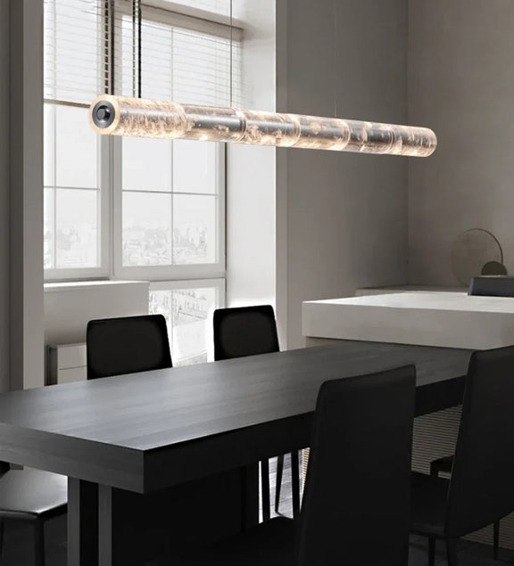 Minimalist linear LED hanging light with sectional design