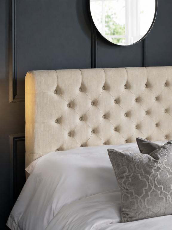 Wilton Upholstered 4 Drawer Storage Bed – Colour & Size Options – Oatmeal Linen, King – alternate view