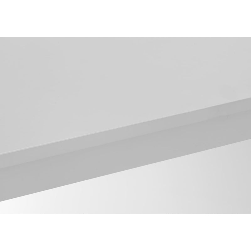 Two-tone gray color swatch with a gradient effect